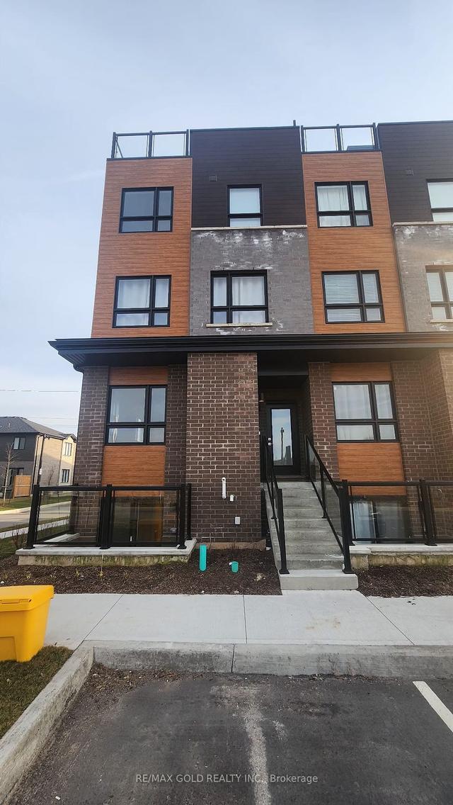 113 - 6705 Cropp St, Townhouse with 2 bedrooms, 2 bathrooms and 1 parking in Niagara Falls ON | Image 1