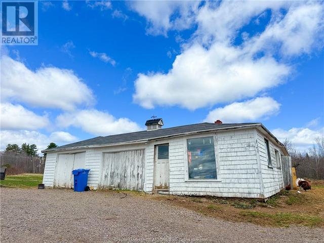 395 Principal St, House detached with 4 bedrooms, 1 bathrooms and null parking in Memramcook NB | Image 7