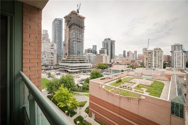 1002 - 887 Bay St, Condo with 1 bedrooms, 1 bathrooms and 1 parking in Toronto ON | Image 9