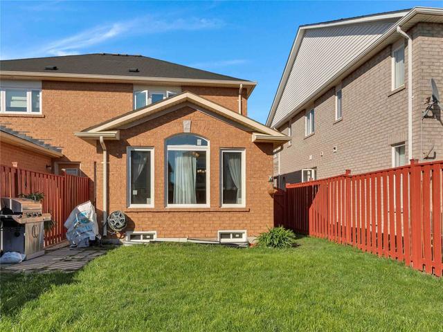 7314 Cork Tree Row, House semidetached with 3 bedrooms, 4 bathrooms and 3 parking in Mississauga ON | Image 32