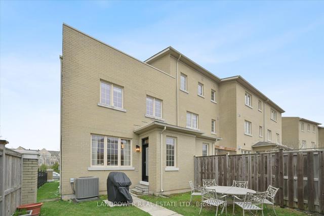 100 Betty Roman Blvd, House attached with 3 bedrooms, 3 bathrooms and 3 parking in Markham ON | Image 31