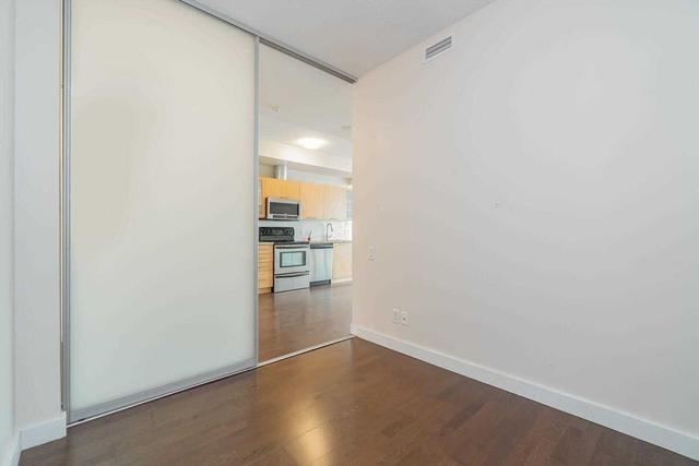 2005 - 33 Mill St, Condo with 1 bedrooms, 1 bathrooms and 0 parking in Toronto ON | Image 21
