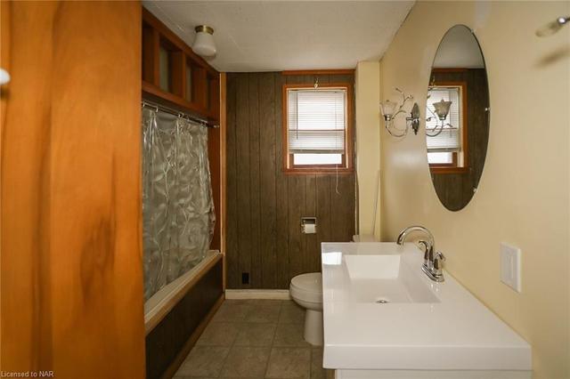 4090 Martin Ave, House detached with 4 bedrooms, 3 bathrooms and 5 parking in Niagara Falls ON | Image 24