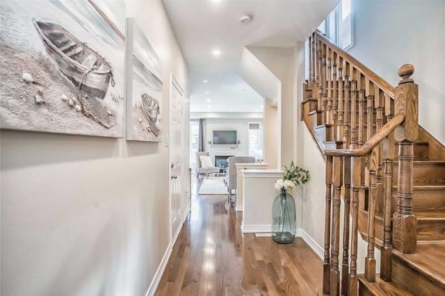 33 Ostrovsky Rd, House semidetached with 3 bedrooms, 4 bathrooms and 3 parking in Vaughan ON | Image 29