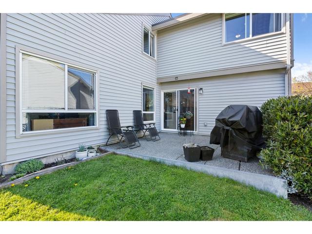 6270 W Greenside Drive, House attached with 2 bedrooms, 1 bathrooms and 2 parking in Surrey BC | Image 29