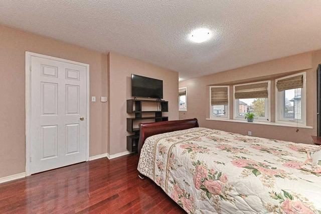 5 Chipmunk Cres, House detached with 3 bedrooms, 4 bathrooms and 6 parking in Brampton ON | Image 9