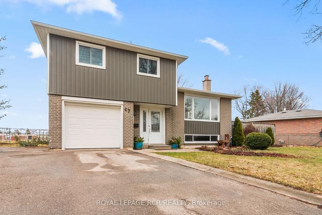 47 Highland Dr, House detached with 3 bedrooms, 2 bathrooms and 7 parking in Orangeville ON | Image 1