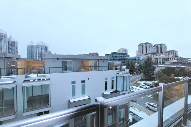 3 - 35 Dervock Cres, Townhouse with 4 bedrooms, 4 bathrooms and 2 parking in Toronto ON | Image 22