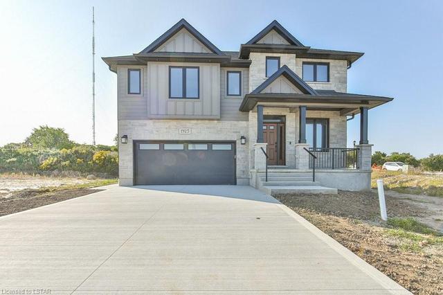 4068 Winterberry Drive, House detached with 4 bedrooms, 2 bathrooms and 5 parking in London ON | Image 1