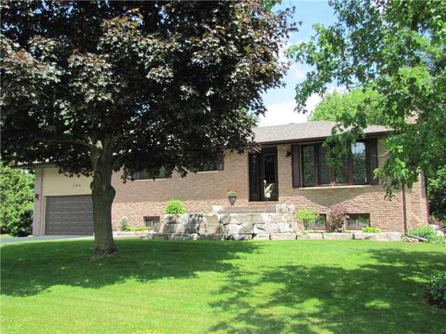 364 Port Colony Rd, House detached with 3 bedrooms, 2 bathrooms and 6 parking in Kawartha Lakes ON | Image 2