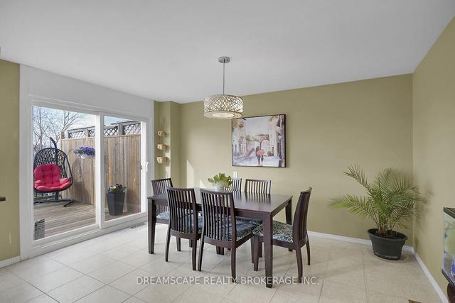 83 Woodrow Cres, House semidetached with 3 bedrooms, 2 bathrooms and 3 parking in London ON | Image 39