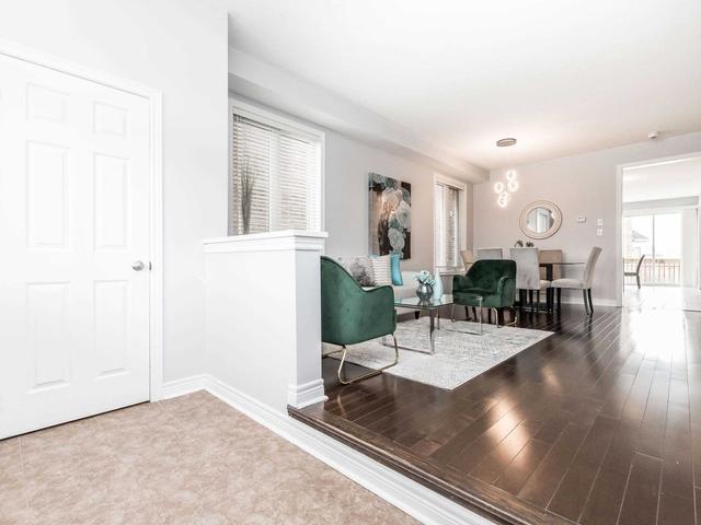 27 Zanetta Cres, House detached with 4 bedrooms, 4 bathrooms and 6 parking in Brampton ON | Image 36
