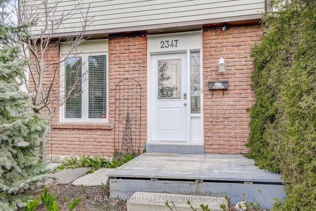 2347 Coldstream Dr, House semidetached with 3 bedrooms, 2 bathrooms and 2 parking in Burlington ON | Image 12