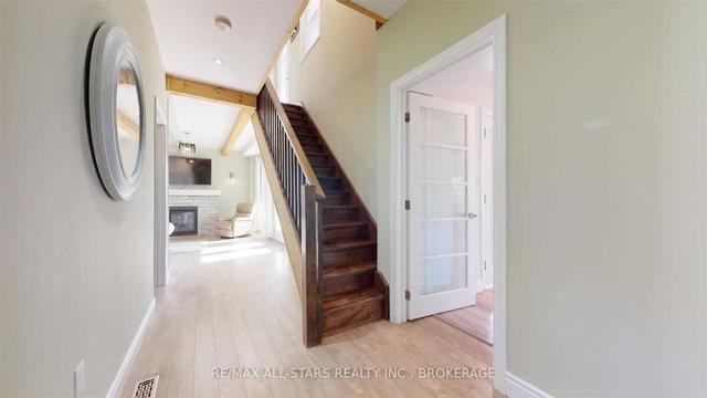 51 Front St W, House detached with 5 bedrooms, 4 bathrooms and 6 parking in Kawartha Lakes ON | Image 5