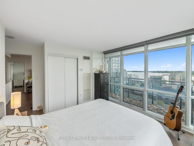 1812 - 15 Fort York Blvd, Condo with 2 bedrooms, 2 bathrooms and 1 parking in Toronto ON | Image 10