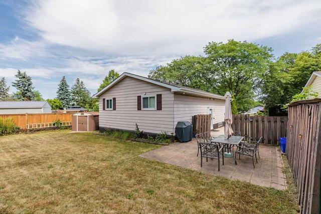 2125 Linmouth Terr, House detached with 3 bedrooms, 1 bathrooms and 8 parking in Burlington ON | Image 20