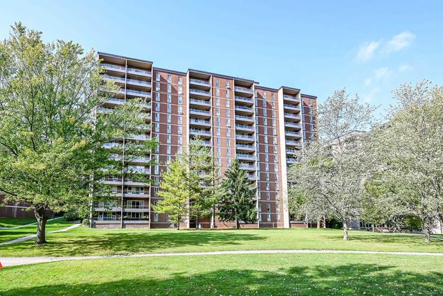1408 - 1964 Main St W, Condo with 3 bedrooms, 2 bathrooms and 1 parking in Hamilton ON | Image 32