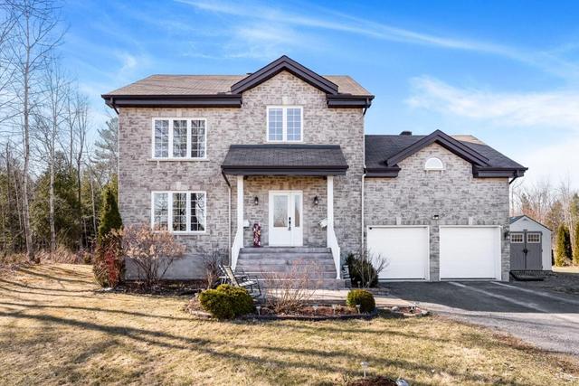 771 Du Bercail Street, House detached with 3 bedrooms, 2 bathrooms and 6 parking in Champlain ON | Image 3