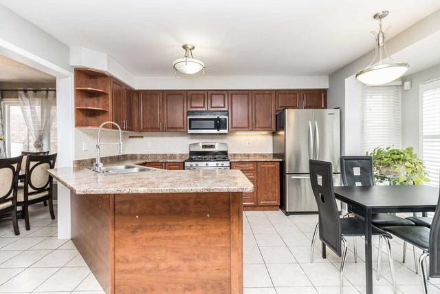 81 Kidd Cres, House detached with 3 bedrooms, 4 bathrooms and 3 parking in New Tecumseth ON | Image 4