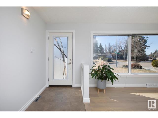 6604 108 Av Nw, House detached with 4 bedrooms, 2 bathrooms and null parking in Edmonton AB | Image 9