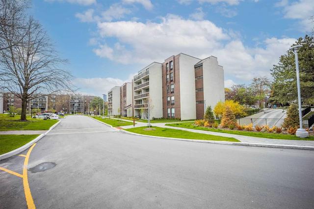 107n - 10 Fashion Roseway, Condo with 2 bedrooms, 2 bathrooms and 1 parking in Toronto ON | Image 20
