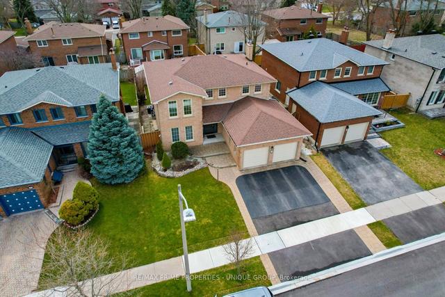 11 White Ash Dr, House detached with 4 bedrooms, 4 bathrooms and 8 parking in Markham ON | Image 22