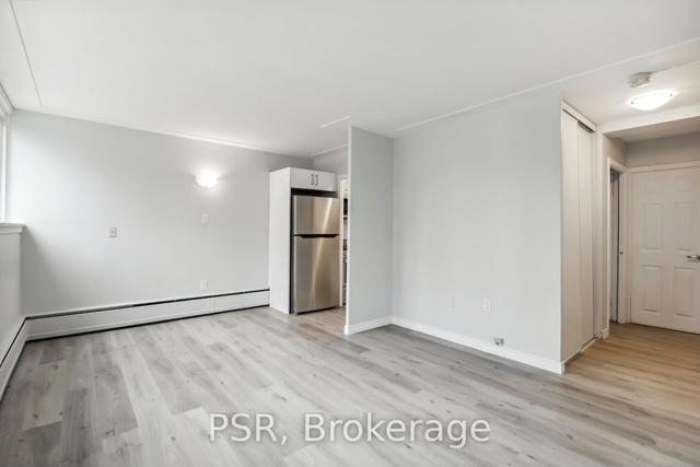 1 - 521 Park St, Condo with 1 bedrooms, 1 bathrooms and 1 parking in Kitchener ON | Image 2