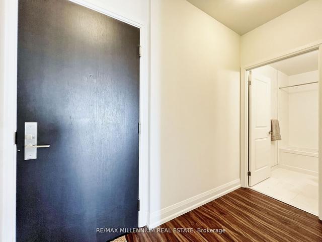 1904 - 25 Fontenay Crt, Condo with 2 bedrooms, 2 bathrooms and 1 parking in Toronto ON | Image 8