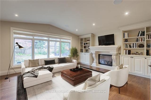 1315 Cleaver Dr, House detached with 4 bedrooms, 5 bathrooms and 6 parking in Oakville ON | Image 21