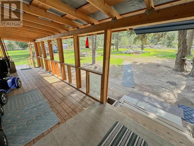 2446 Hwy 3, House other with 2 bedrooms, 2 bathrooms and null parking in Central Kootenay B BC | Image 25