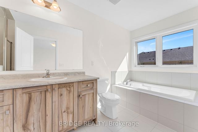 424 Adelaide St, House attached with 3 bedrooms, 3 bathrooms and 2 parking in Wellington North ON | Image 9