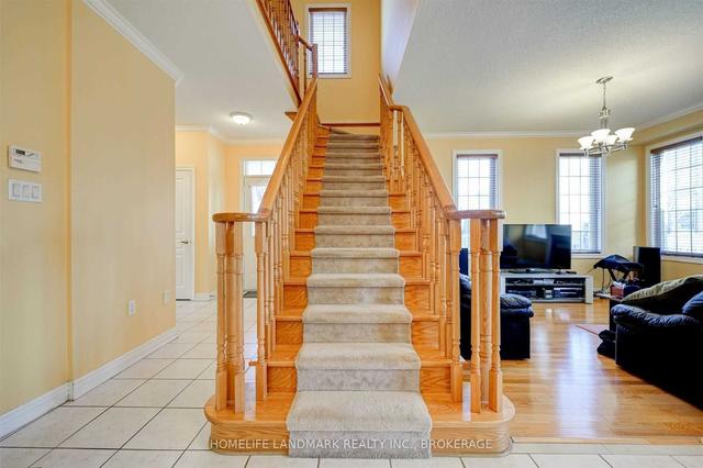 1 Mac Frost Way, House detached with 4 bedrooms, 4 bathrooms and 4 parking in Toronto ON | Image 7