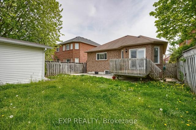 22 Parnell Cres, House detached with 2 bedrooms, 1 bathrooms and 3 parking in Whitby ON | Image 20