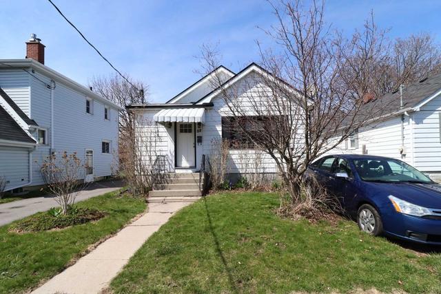 88 Westmoreland Ave, House detached with 2 bedrooms, 2 bathrooms and 4 parking in Oshawa ON | Image 16