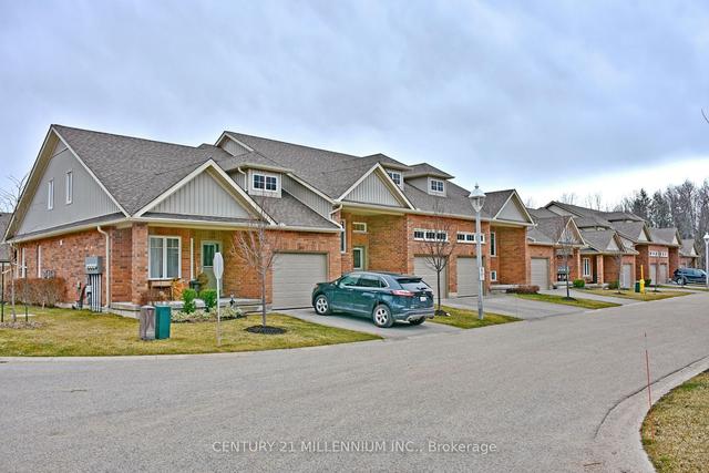 204 Macintosh Lane, Townhouse with 2 bedrooms, 3 bathrooms and 2 parking in Meaford ON | Image 1