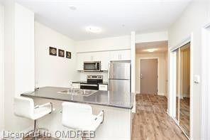 207 - 16 Concord Pl, Condo with 1 bedrooms, 1 bathrooms and 1 parking in Grimsby ON | Image 15