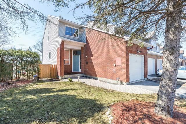 44 Armadale Cres, House semidetached with 3 bedrooms, 3 bathrooms and 3 parking in Ottawa ON | Image 16