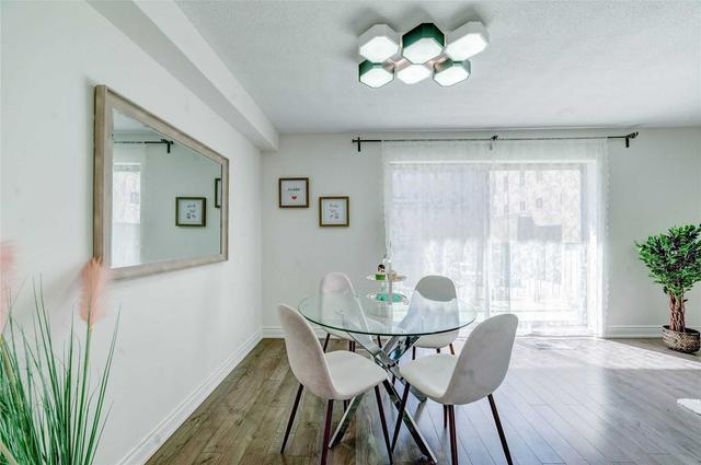 153 - 165 Cherokee Blvd, Townhouse with 4 bedrooms, 2 bathrooms and 1 parking in Toronto ON | Image 10