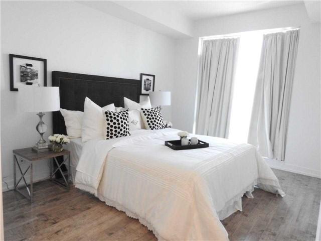 Lph11 - 21 Widmer St, Condo with 3 bedrooms, 2 bathrooms and 2 parking in Toronto ON | Image 5