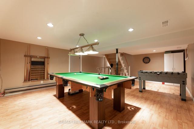 61 Dolphin Dr, House detached with 2 bedrooms, 2 bathrooms and 4 parking in Toronto ON | Image 20