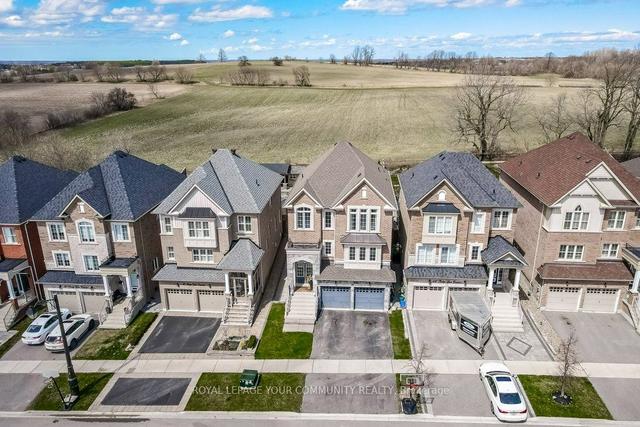 44 Ridge Gate Cres, House detached with 4 bedrooms, 3 bathrooms and 4 parking in East Gwillimbury ON | Image 31