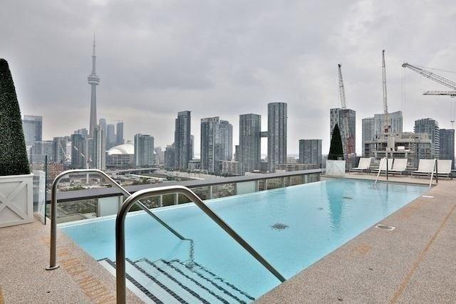926 - 55 Stewart St, Condo with 3 bedrooms, 2 bathrooms and 2 parking in Toronto ON | Image 15