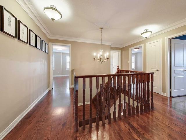 1642 Barbertown Rd, House detached with 4 bedrooms, 3 bathrooms and 8 parking in Mississauga ON | Image 5