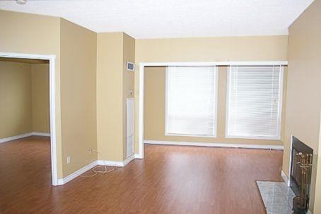 lph1 - 25 Grenville St, Condo with 1 bedrooms, 1 bathrooms and 1 parking in Toronto ON | Image 4