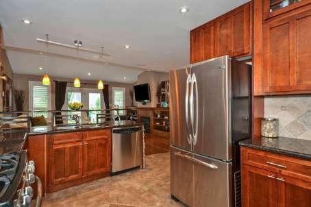 50 King St, House detached with 3 bedrooms, 2 bathrooms and 4 parking in Halton Hills ON | Image 3