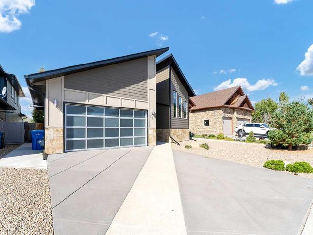 66 Copper Canyon Bay Sw, House detached with 4 bedrooms, 2 bathrooms and 4 parking in Medicine Hat AB | Image 4