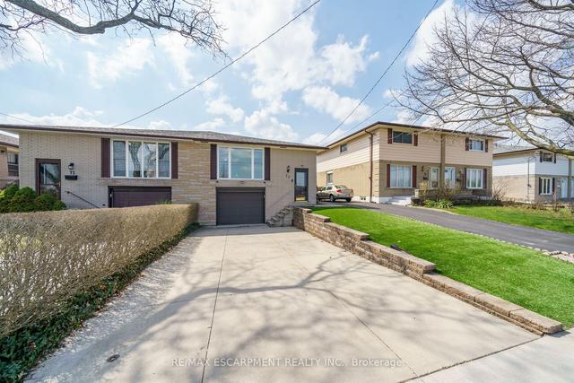 70 San Antonio Dr, House semidetached with 3 bedrooms, 1 bathrooms and 5 parking in Hamilton ON | Image 12