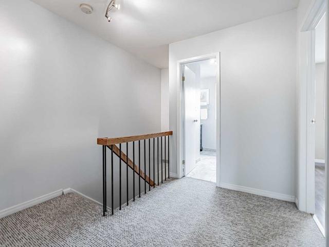 97 Baronwood Crt, Townhouse with 3 bedrooms, 2 bathrooms and 3 parking in Brampton ON | Image 14