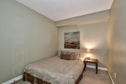 105 - 1480 Bishops Gate, Condo with 2 bedrooms, 1 bathrooms and 1 parking in Oakville ON | Image 12