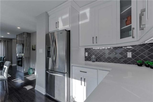 95 Hollis Ave, House detached with 2 bedrooms, 2 bathrooms and 4 parking in Toronto ON | Image 9
